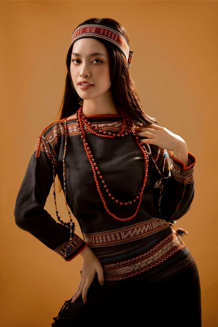 Nong Thuy Hang 9