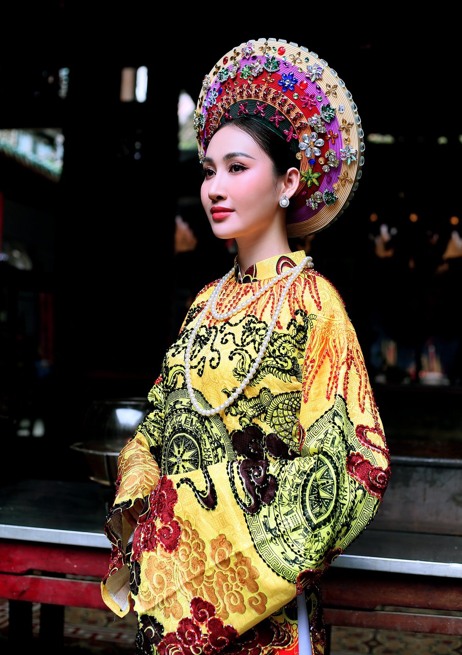 ao dai lavyon 3