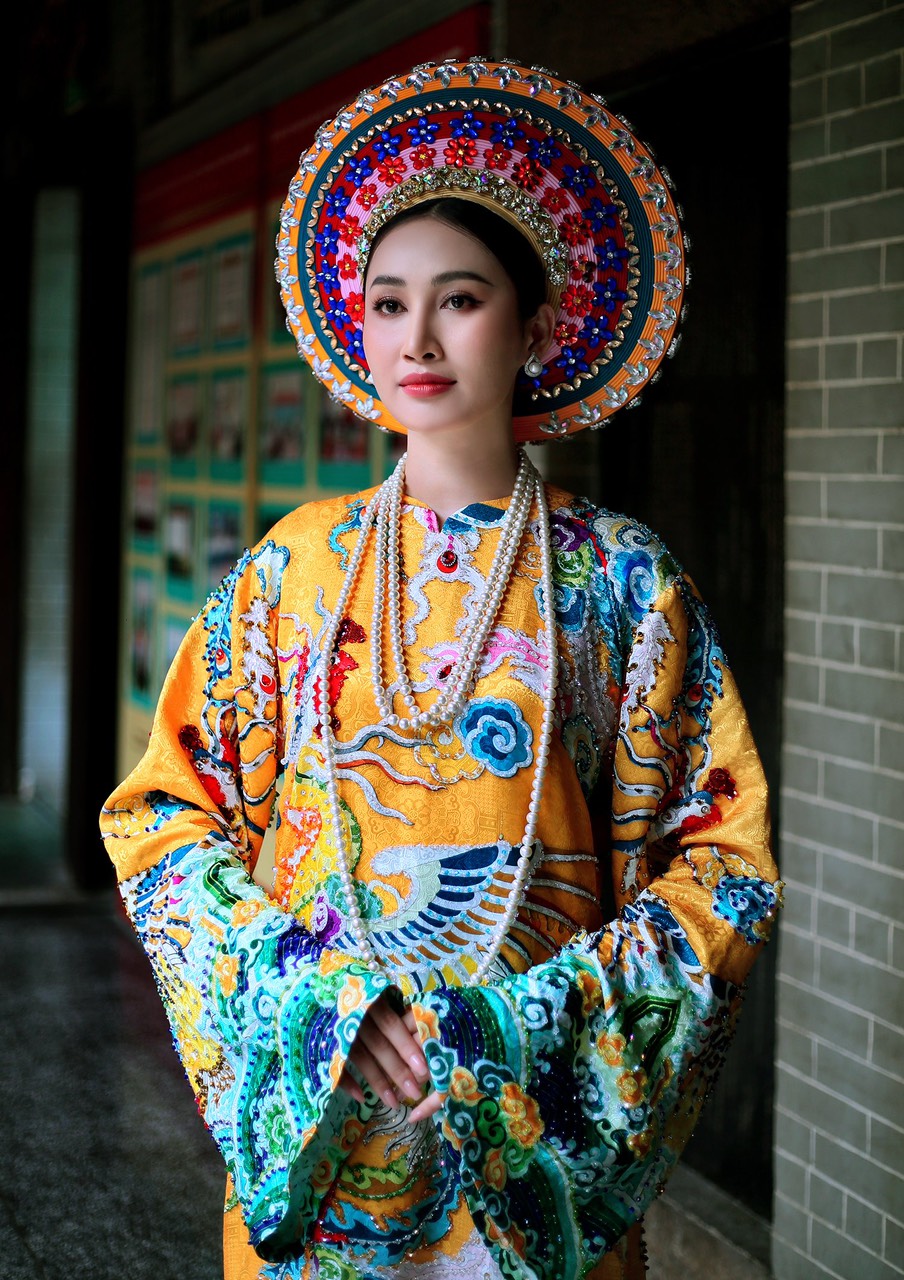 ao dai lavyon 6