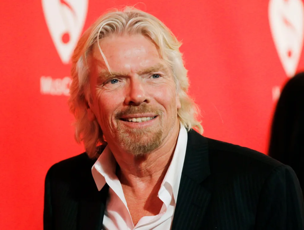 tỷ phú Richard Branson trẻ trung ở tuổi 73