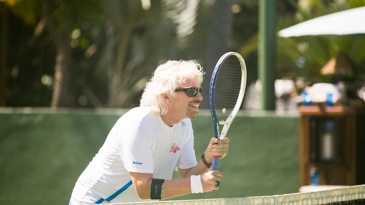 tỷ phú Richard Branson trẻ trung ở tuổi 73