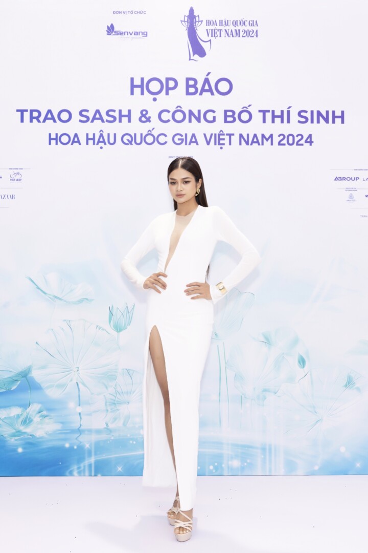 CA SI A HAU VU THI THU HIEN