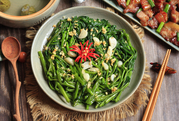 rau muống