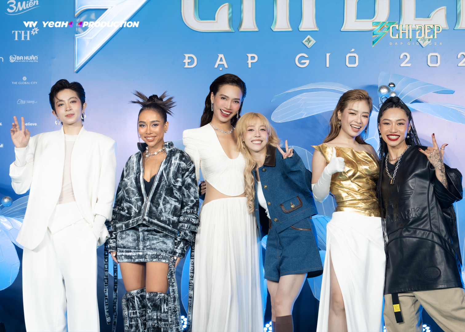 gil thao trang ai phuong 1729085467498788610631