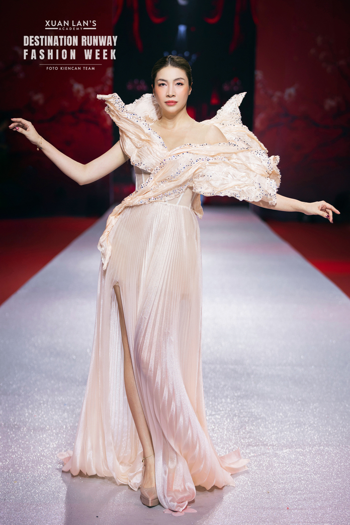 0463CHAO XUAN XUANLAN 2025.FOTO KIENGCAN