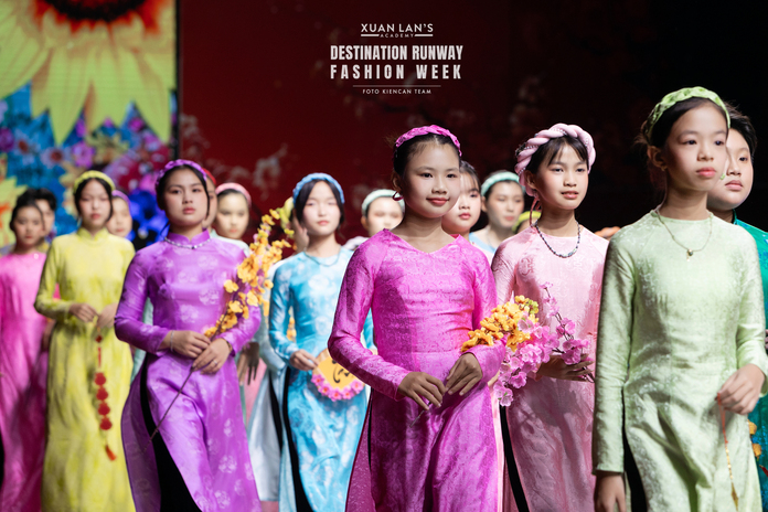 1844CHAO XUAN XUANLAN 2025.FOTO KIENGCAN