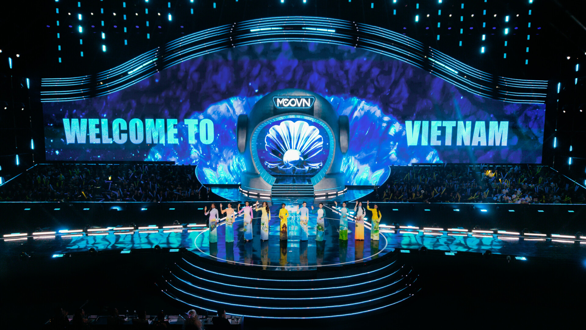 Nguyễn Hoàng Phương Linh chính thức đăng quang Miss Cosmo Vietnam 2025 11 0012MCOVN GF2025 FOTO KIENGCAN