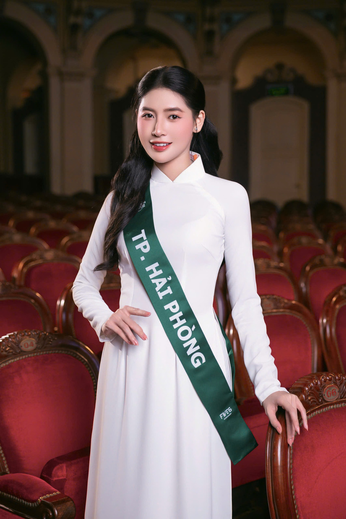 Pham Hoang Thu Uyen