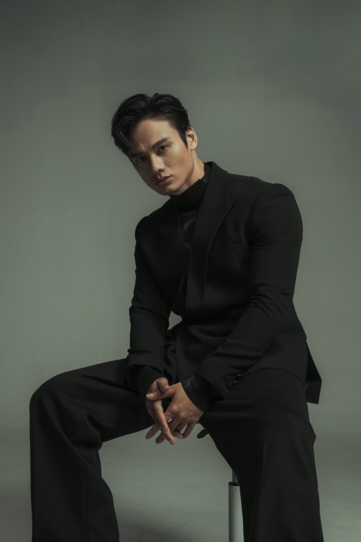 Minh Khắc lạc quan về hành trình sắp tới tại Mister Supranational 2025 9 Untitled Catalog2158 1