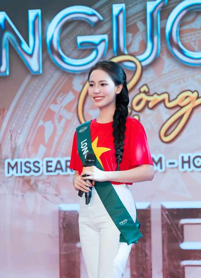 doanh doanh miss earth vn 5