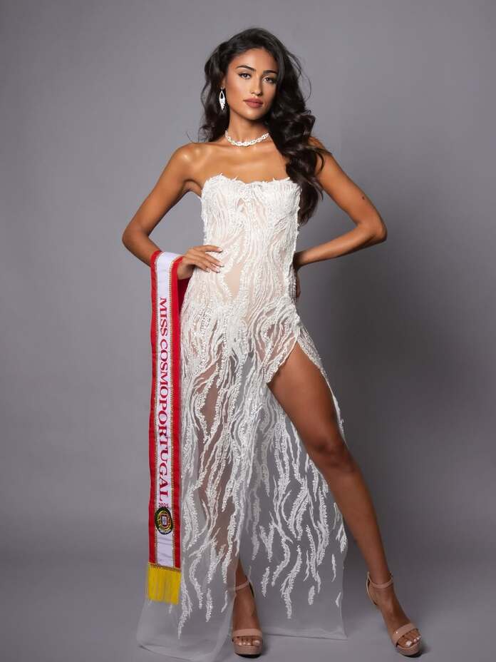Miss Cosmo Portugal Celine Rodrigues
