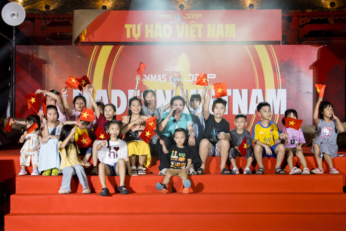 Trinh dien tai Nghinh Luong Dinh