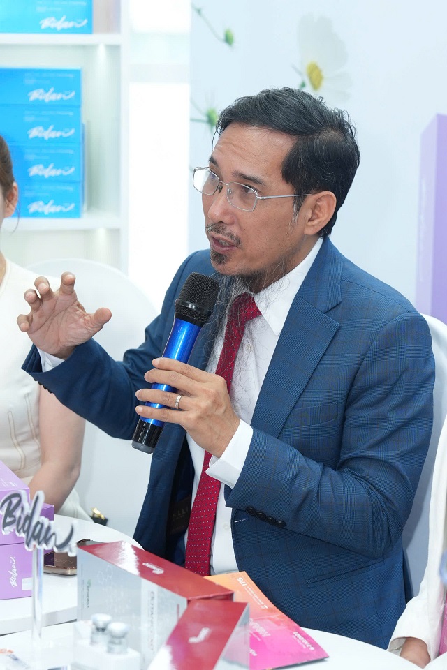 Tien si Bac si Le Ton Dung chia se tai Workshop
