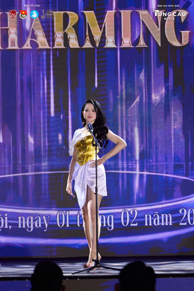 Thi sinh Nguyen Hai Nhi SBD 064 trong phan Ho ten