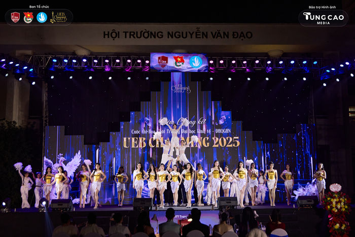 Tiet muc dong dien soi dong cua Top 18
