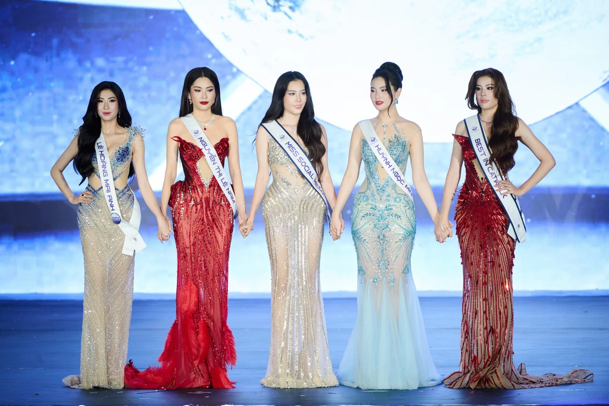 Nam Anh - Nam Em càn quét giải thưởng tại Miss Cosmo TP.HCM 2026 6 IMG 8657