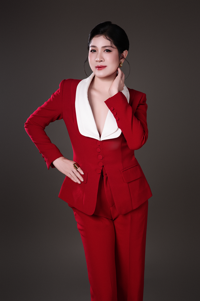 JENNIFER VU 4