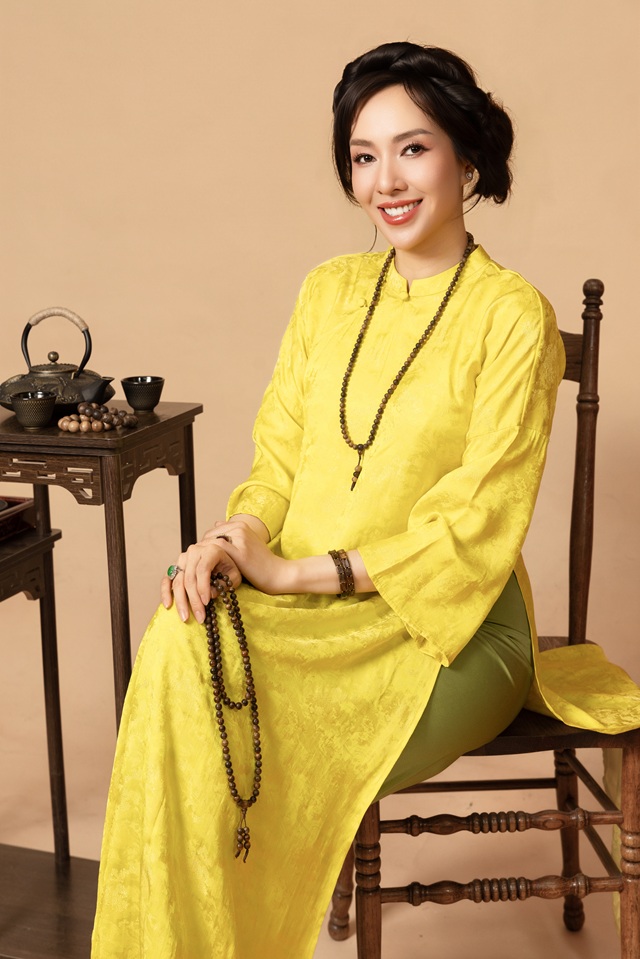 mc ngoc khanh 7